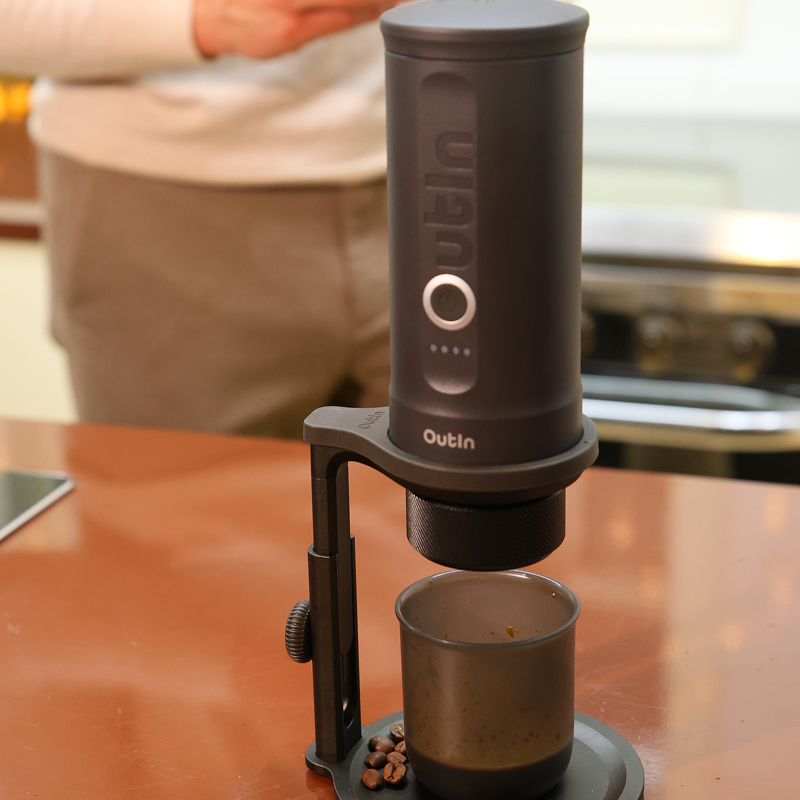 OutIn Universal Coffee Stand